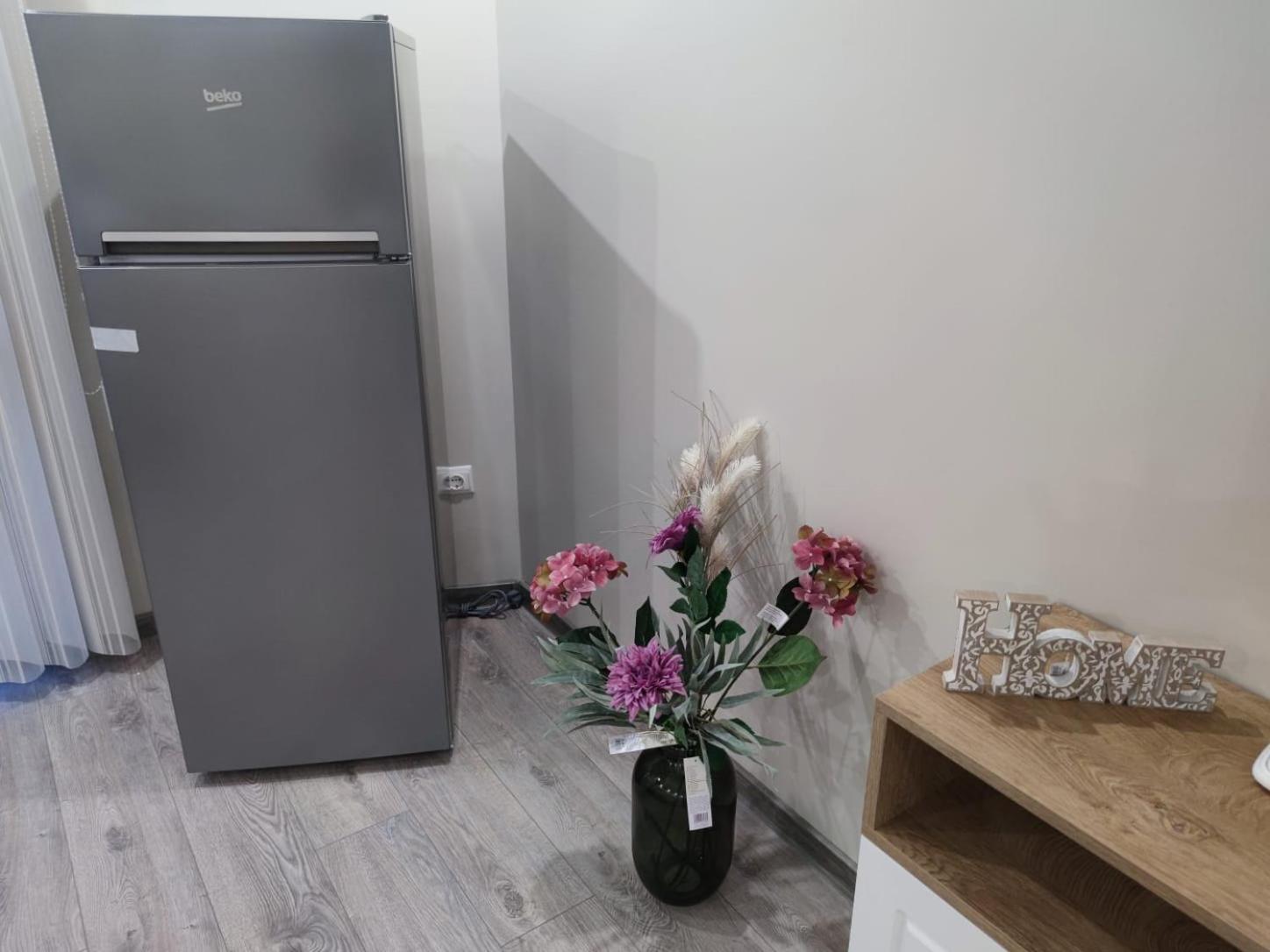 Flowers Apartment Добрич Екстер'єр фото